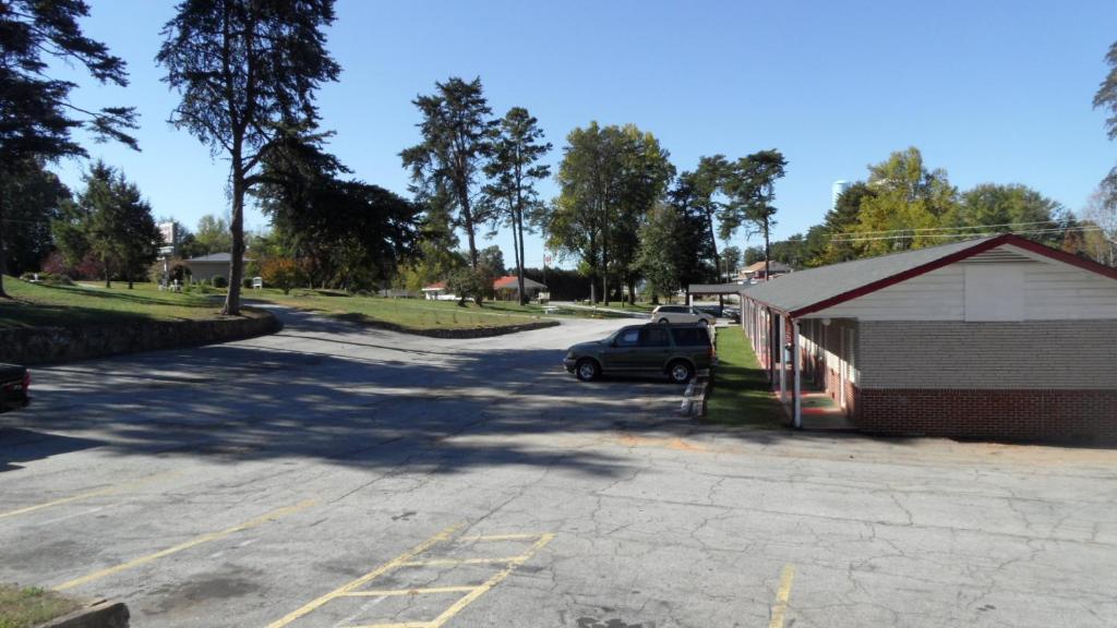 Skyland Motel Cornelia Exterior foto