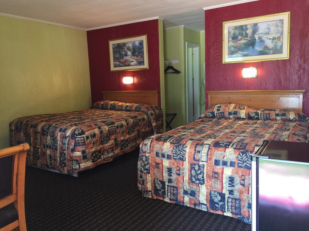 Skyland Motel Cornelia Exterior foto